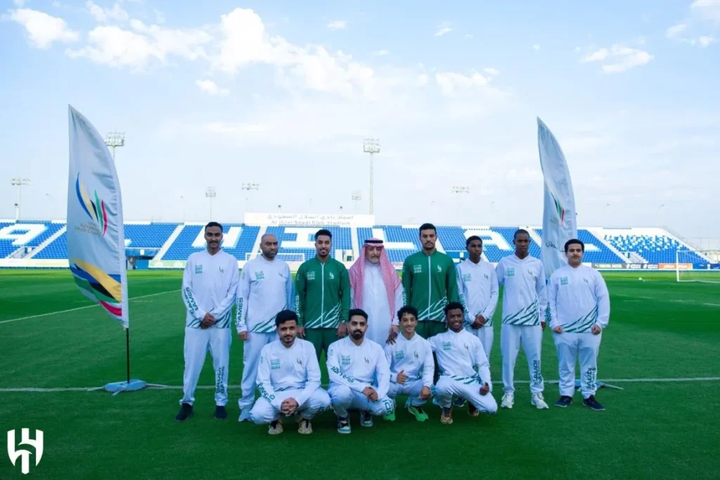 سالم الدوسري يتسلم شعلة دورة الألعاب السعودية